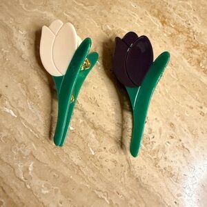 LOEFFLER RANDALL Juniper Maroon/Butter Tulip Clip Set